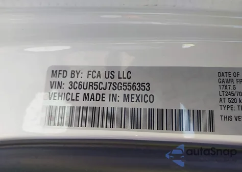 2025 Ram 2500 Tradesman 4X4 6'4 Box z USA, uszkodzony, nr VIN 3C6UR5CJ7SG556353